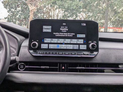 Used 2024 Mitsubishi Outlander SE image 19