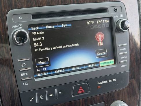 Used 2015 Chevrolet Traverse LT FWD image 21