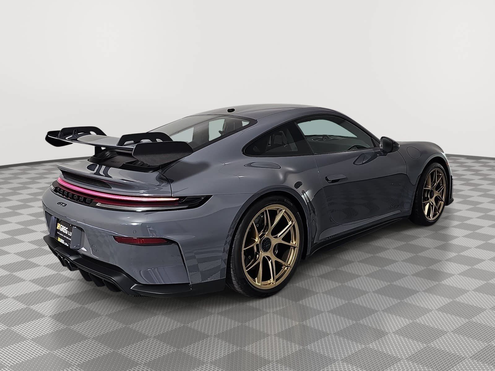 Used 2026 Porsche 911 GT3 w/ Weissach Package RWD image 8