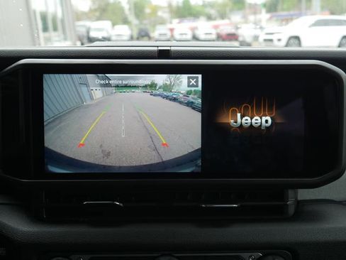 Used 2024 Jeep Wrangler Unlimited Sport AWD/4WD image 5