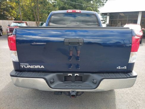 Used 2010 Toyota Tundra 4x4 CrewMax image 5