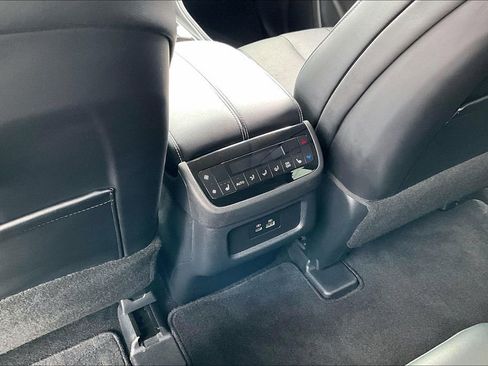 Certified 2025 INFINITI QX60 Luxe AWD/4WD image 35