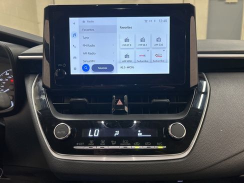 Used 2024 Toyota Corolla LE image 25