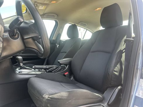 Used 2016 MAZDA MAZDA3 i Sport FWD image 10