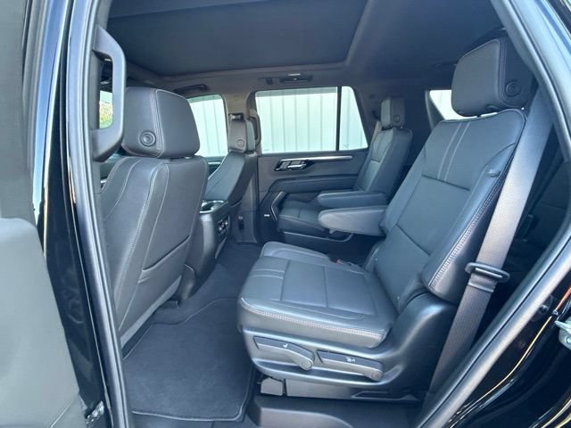 Used 2026 Chevrolet Tahoe RST w/ RST Capability Package AWD/4WD image 17
