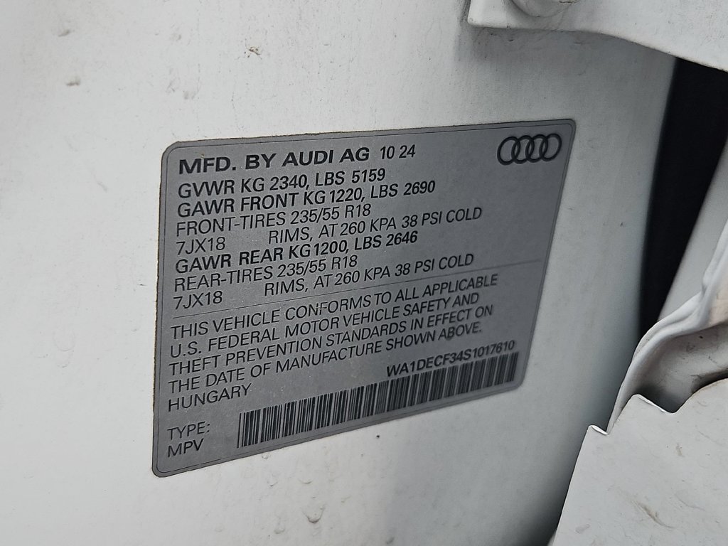 Used 2025 Audi Q3 2.0T Premium AWD/4WD image 29