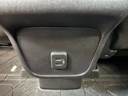 Used 2024 Chevrolet Equinox LS w/ Driver Confidence II Package FWD image 34