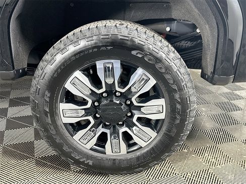 Used 2025 GMC Sierra 2500 Denali w/ Denali Reserve Package image 35