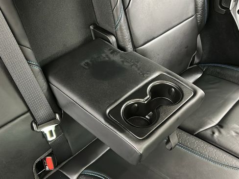 Used 2024 Jeep Wrangler High Altitude image 37