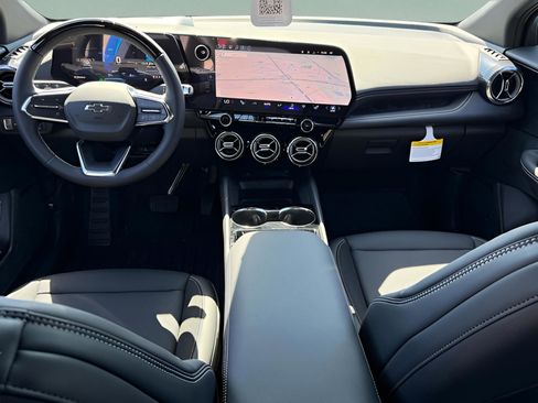 New 2026 Chevrolet Blazer EV LT w/ Super Cruise Package image 14