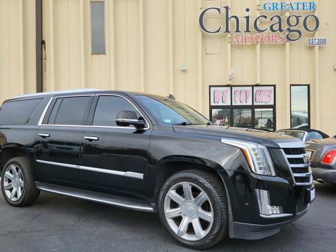 Used 2018 Cadillac Escalade ESV Luxury AWD/4WD image 30