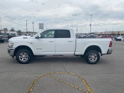 Used 2021 RAM 2500 Laramie AWD/4WD image 2