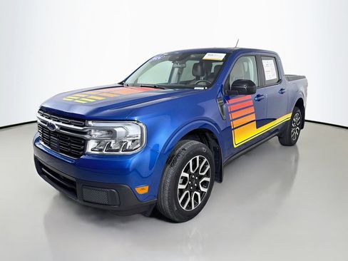 Certified 2024 Ford Maverick Lariat FWD image 3