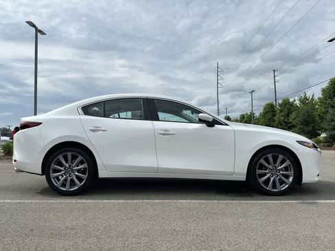 Used 2025 MAZDA MAZDA3 s FWD image 3