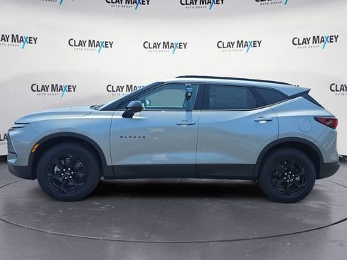 New 2026 Chevrolet Blazer LT w/ Convenience Package AWD/4WD image 2