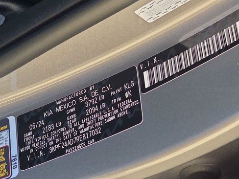 Used 2024 Kia Forte LXS image 25