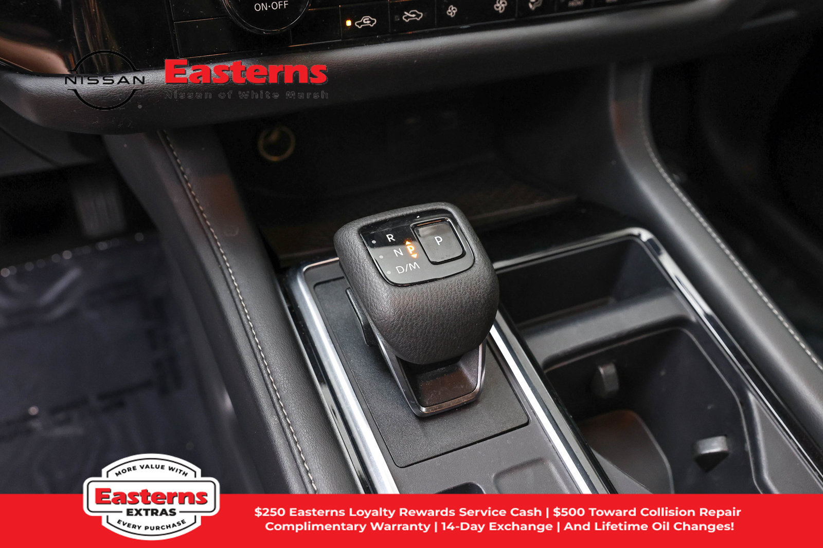 Used 2023 Nissan Pathfinder SV AWD/4WD image 13