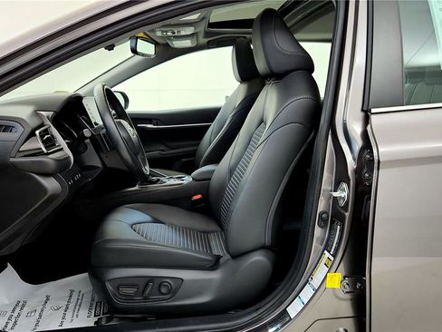 Used 2024 Toyota Camry SE w/ Cold Weather Package image 25