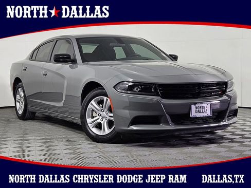 Used 2023 Dodge Charger SXT RWD image 1