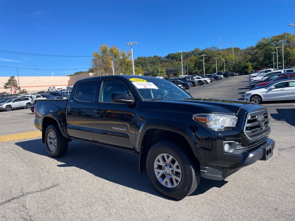 Used 2019 Toyota Tacoma SR5 AWD/4WD image 7