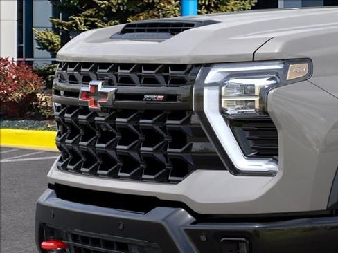 New 2026 Chevrolet Silverado 2500 ZR2 AWD/4WD image 13