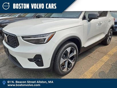 New 2026 Volvo XC40 B5 Plus w/ Protection Package Premier