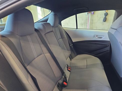 Used 2023 Toyota Corolla SE image 12