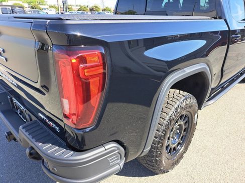 Certified 2023 GMC Sierra 1500 AT4X w/ AT4X AEV Edition image 19