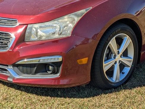 Used 2015 Chevrolet Cruze LT w/ RS Package image 9