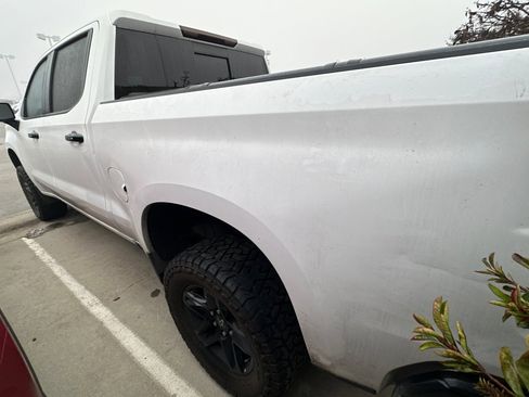 Used 2019 Chevrolet Silverado 1500 LT Trail Boss image 3