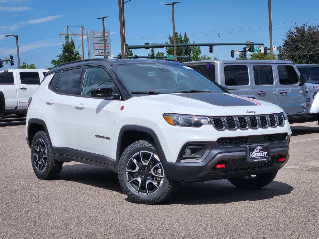 New 2026 Jeep Compass Trailhawk AWD/4WD image 1