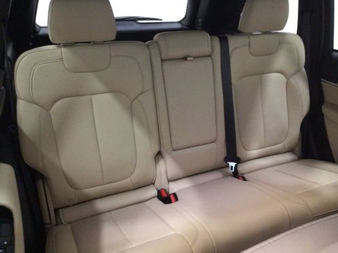 Used 2025 Jeep Grand Cherokee Limited AWD/4WD image 23
