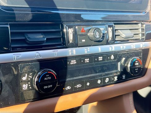 New 2026 Nissan Pathfinder Platinum image 15