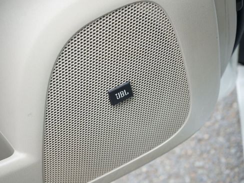 Used 2011 Toyota Prius Four w/ Navigation Pkg image 15