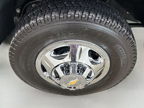 New 2026 Chevrolet Silverado 3500 LT w/ All Star Edition image 33