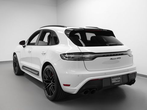 Used 2022 Porsche Macan GTS image 3