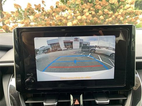 Certified 2024 Toyota Corolla SE image 22