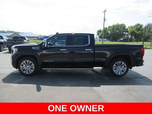 Certified 2021 GMC Sierra 1500 Denali w/ Denali Ultimate Package AWD/4WD image 10