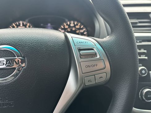 Used 2016 Nissan Altima 2.5 S w/ Power Driver Seat Package image 15