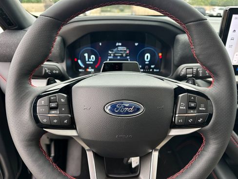 New 2025 Ford Explorer ST-Line w/ Premium Package image 28