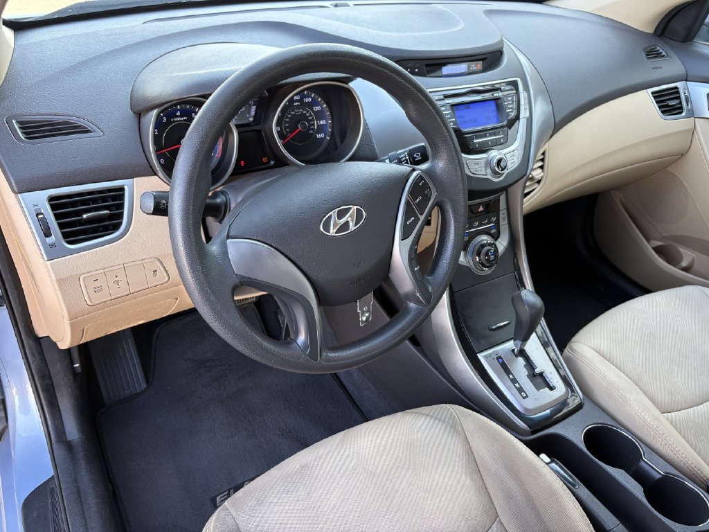 Used 2013 Hyundai Elantra GLS FWD image 14