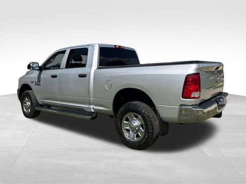 Used 2015 RAM 2500 Tradesman w/ Chrome Appearance Group AWD/4WD image 5