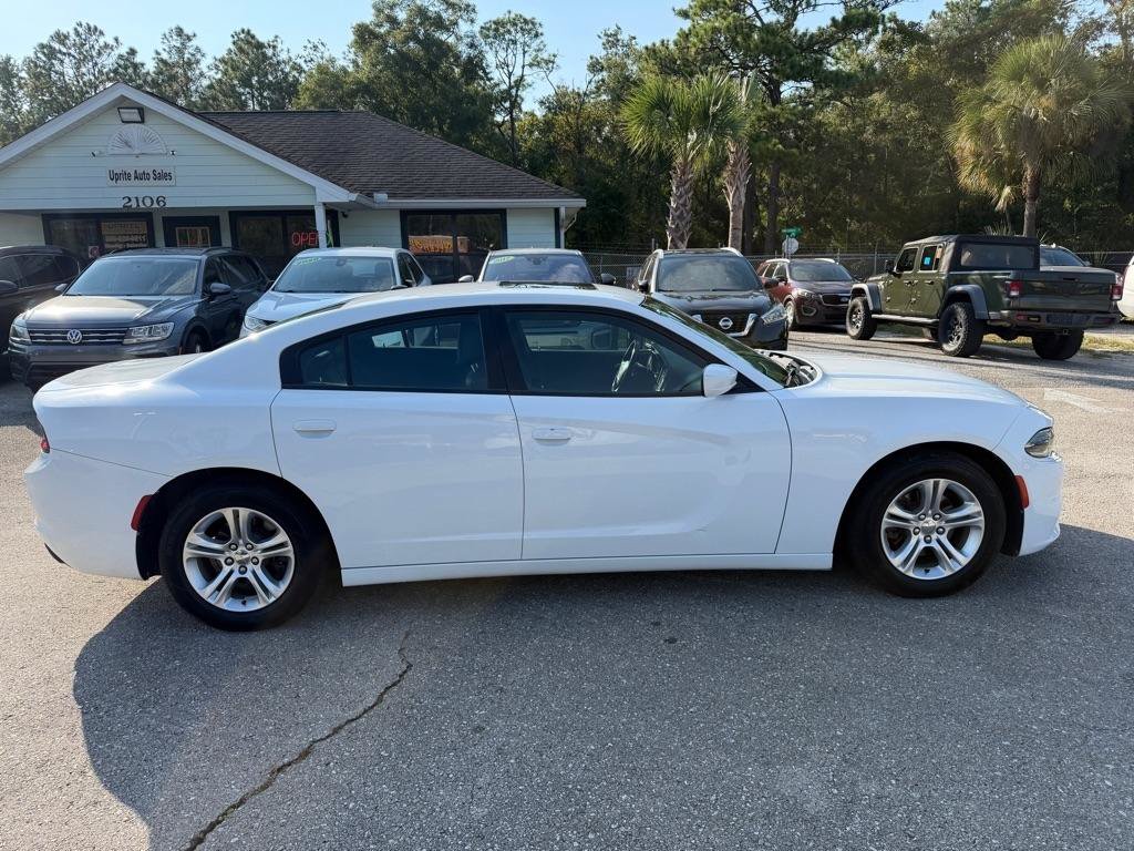 Used 2021 Dodge Charger SXT w/ Leather Interior Group RWD image 4