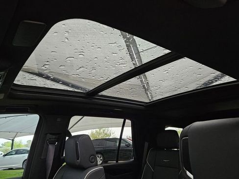 Used 2024 Cadillac Escalade Sport w/ Touring Package image 9