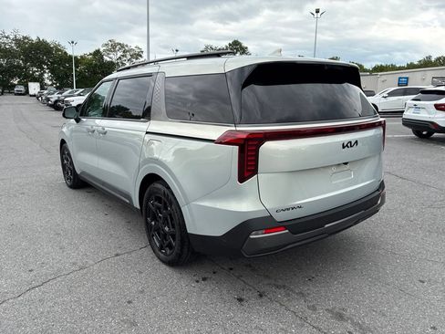 Used 2025 Kia Carnival SX Prestige FWD image 7
