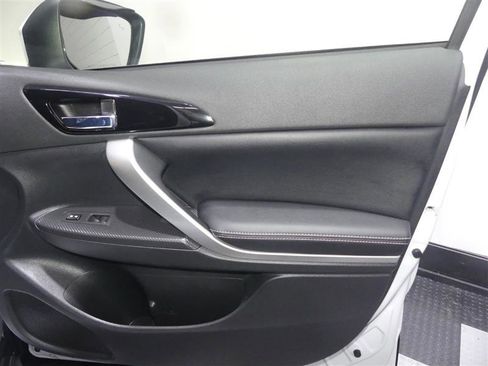 Used 2022 Mitsubishi Eclipse Cross SE AWD/4WD image 17