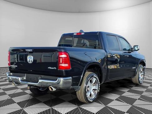 Used 2022 RAM 1500 Laramie AWD/4WD image 6