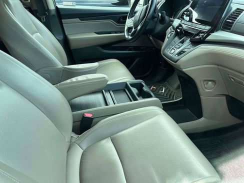 Used 2018 Honda Odyssey EX-L image 5