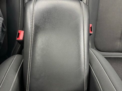 Used 2023 Jeep Grand Cherokee L Laredo w/ Luxury Tech Group I image 32