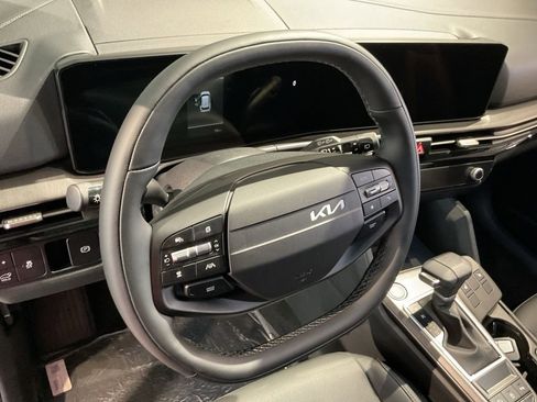 New 2026 Kia Sportage X-Line w/ X-Line Premium Package image 14